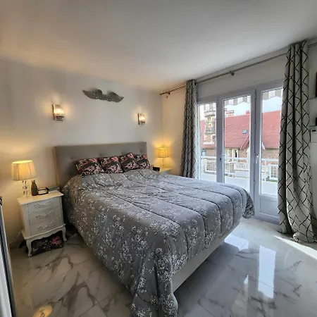 Victoria - Dr Picaud - 3 Pieces Avec Climatisation - 5 Min Des Plages Appartement