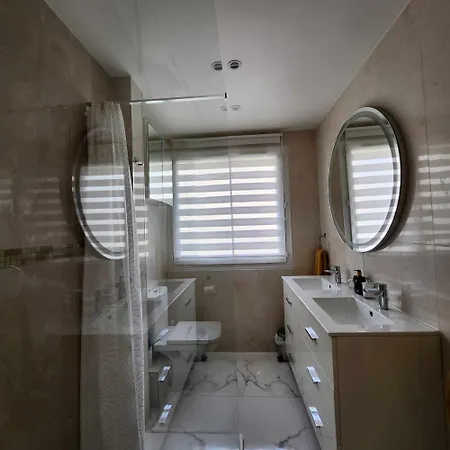 Apartament Victoria - Dr Picaud - 3 Pieces Avec Climatisation - 5 Min Des Plages *